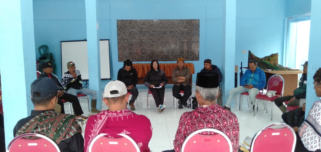 Pelaksanaan Kegiatan Pembentukan Kelompok Pelestarian Adat Desa Ranupani