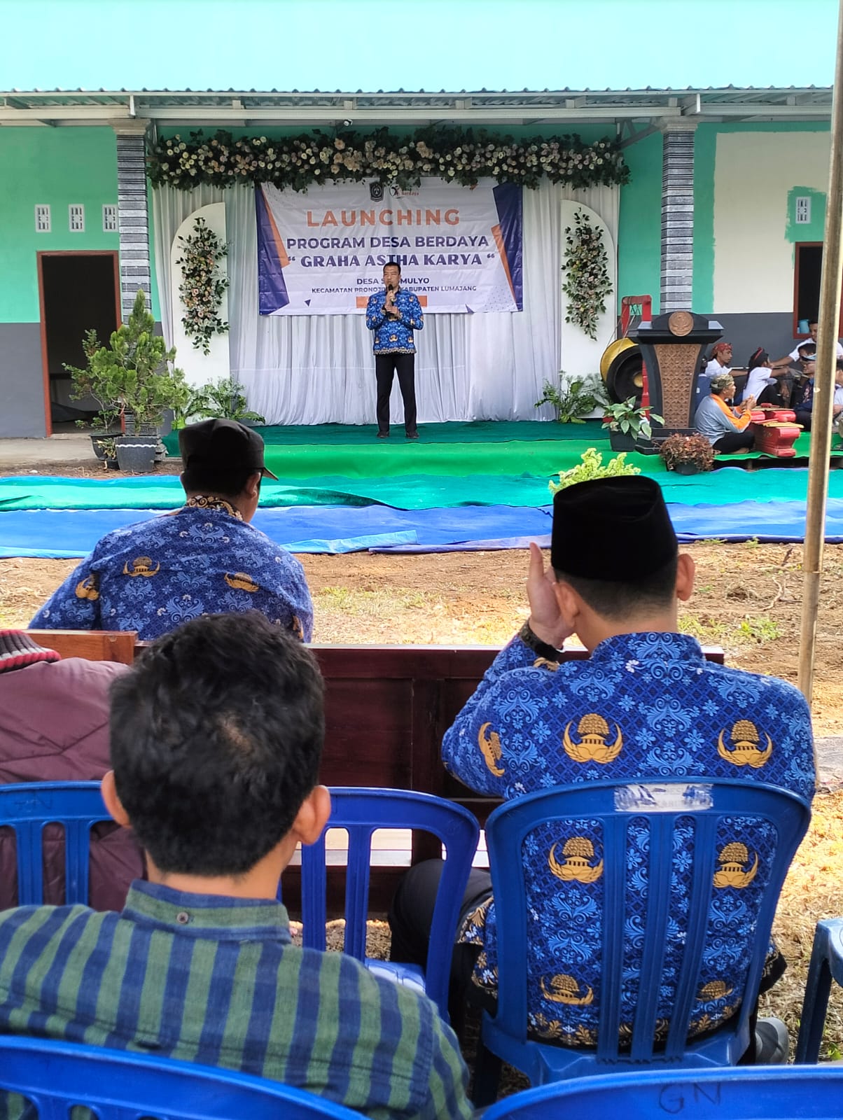 Gambar Depan