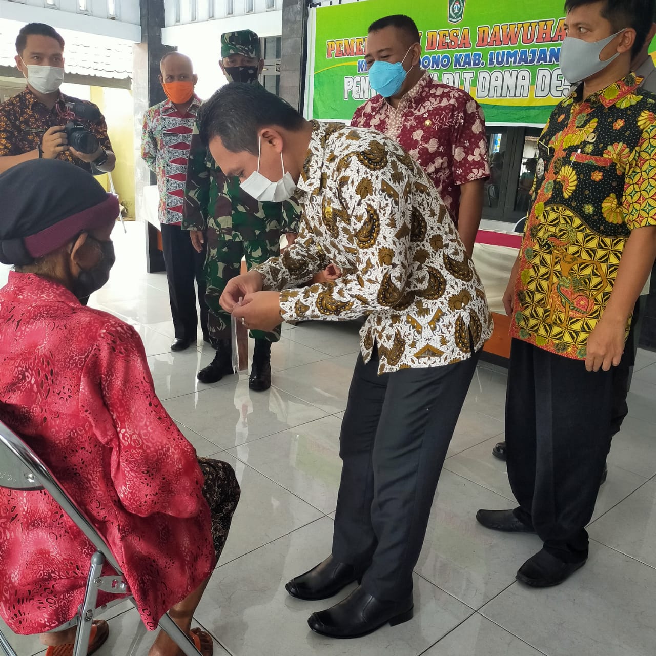 Gambar Depan
